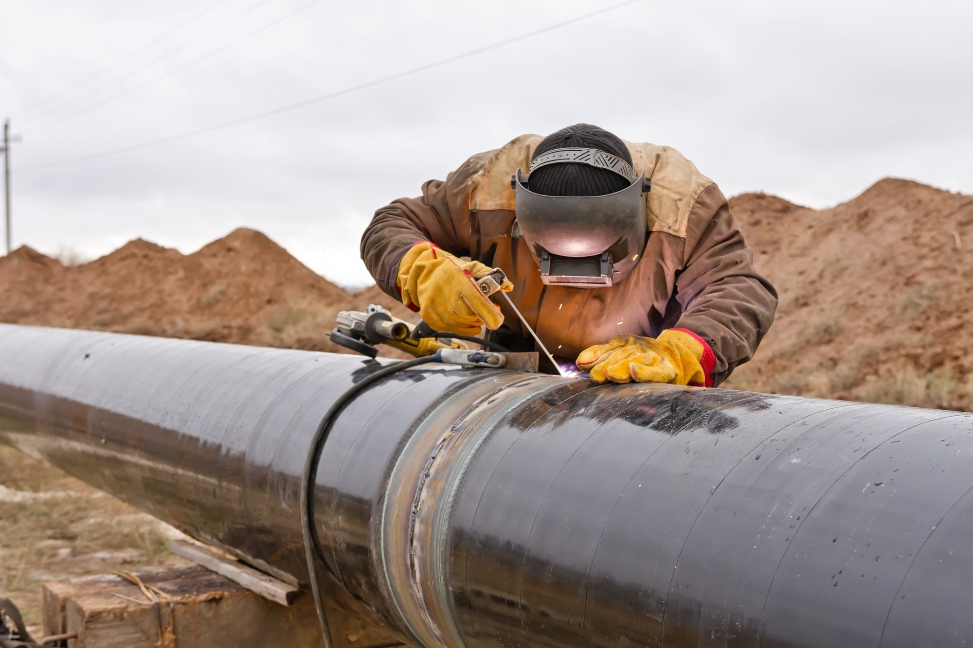Understanding the API 1104 Code Book for Pipeline Welding
